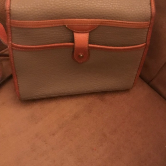 Vintage Dooney - Picture 6 of 8